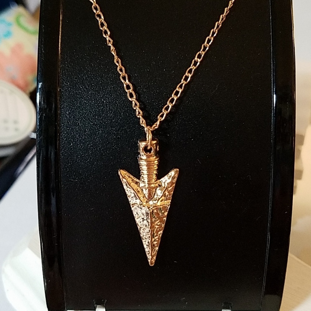 Arrowhead Gold Tone Necklace 25"